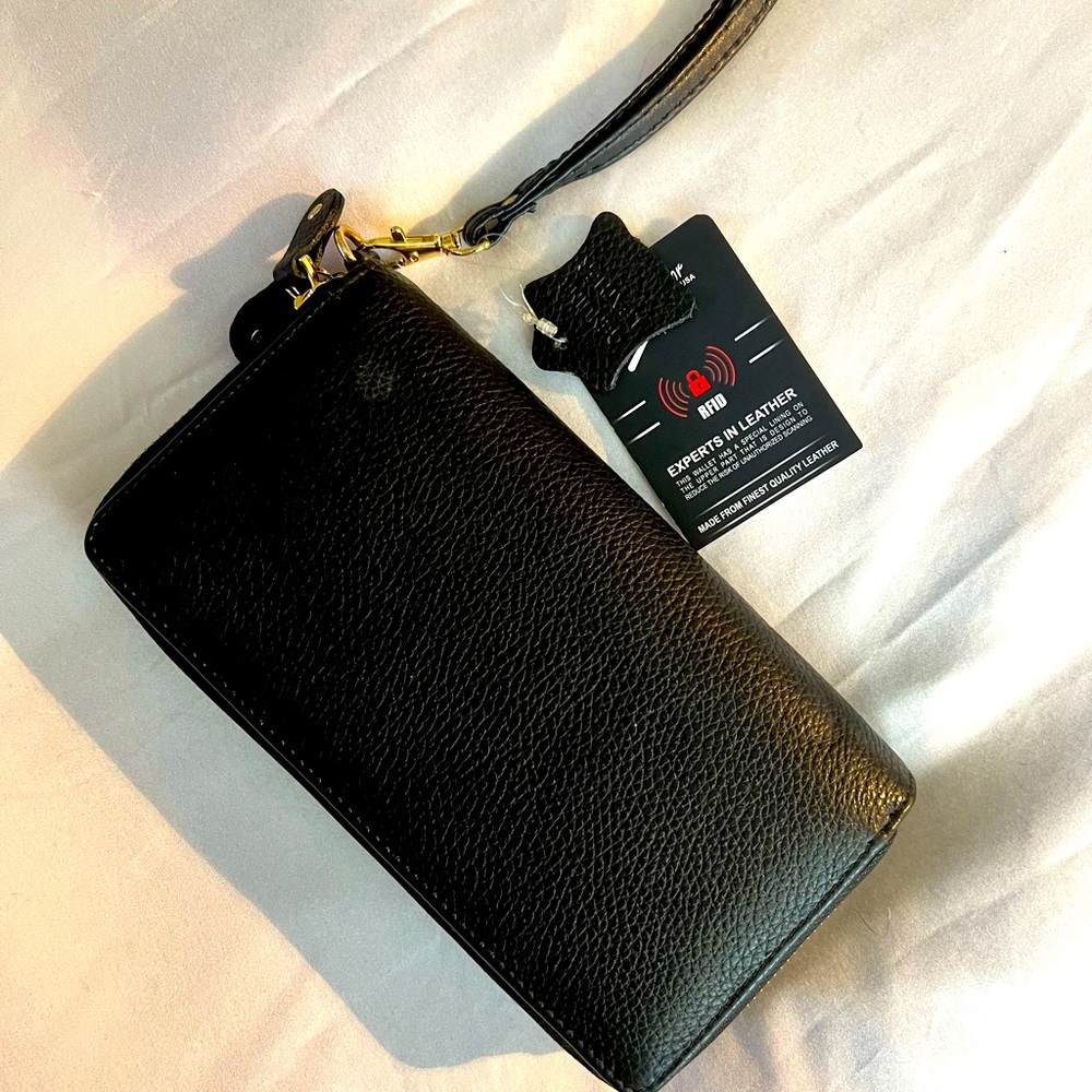 Paul & Taylor BRAND NEW Leather Wallet